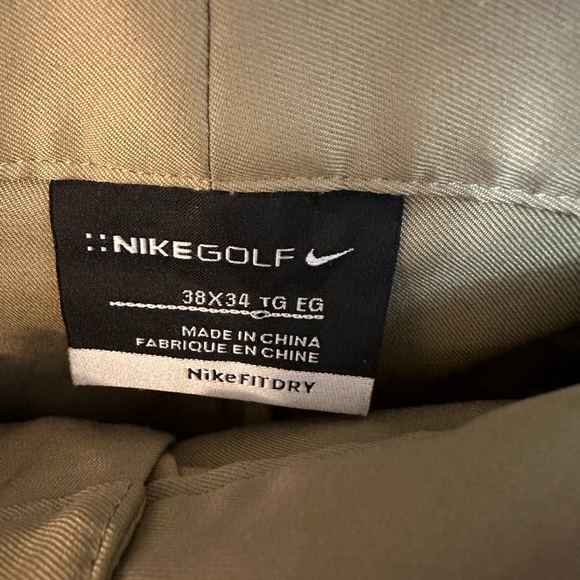 NIKE GOLF | Men’s 38 x 34 Beige Flat Front Golf Pants - Picture 11 of 12